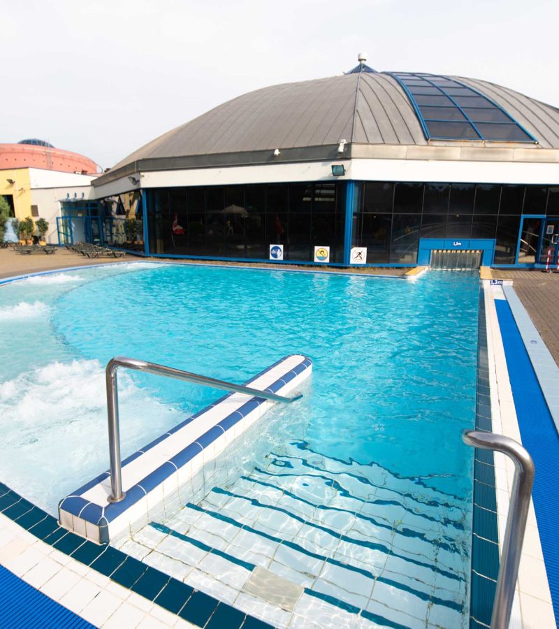 Basen wypływowy zewnętrzny