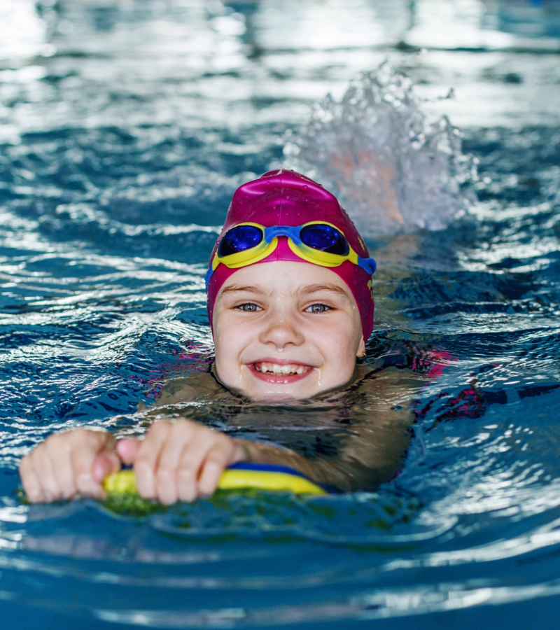 NEMO - zdjęcie dziecka w basenie